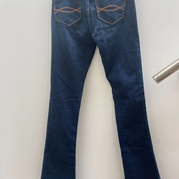 Jeans - Picture 2 of 2